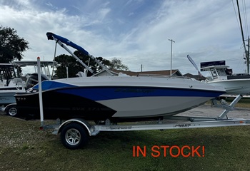 2025 Starcraft SVX 171 Electric Blue/Quicksilver/Black Boat